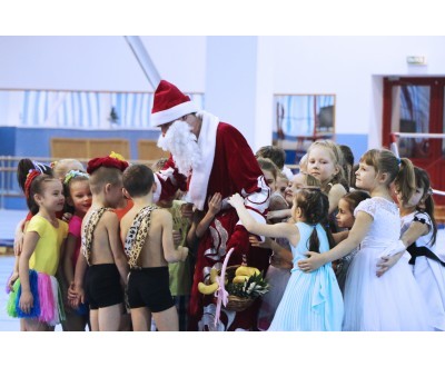 День рождения Ларисы Семеновны Латыниной и новогоднее представление №3